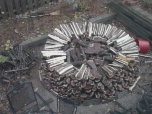 holz hausen firewood stack top view