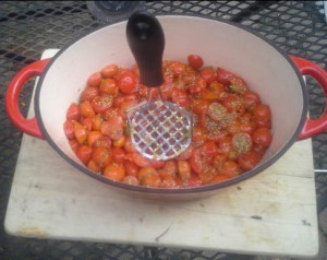 mashed cherry tomatoes for cherry tomato juice